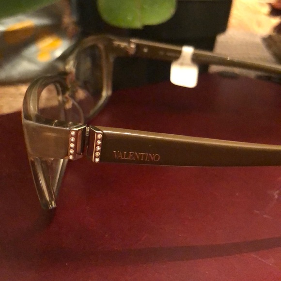 Eyeglasses - Picture 2 of 6